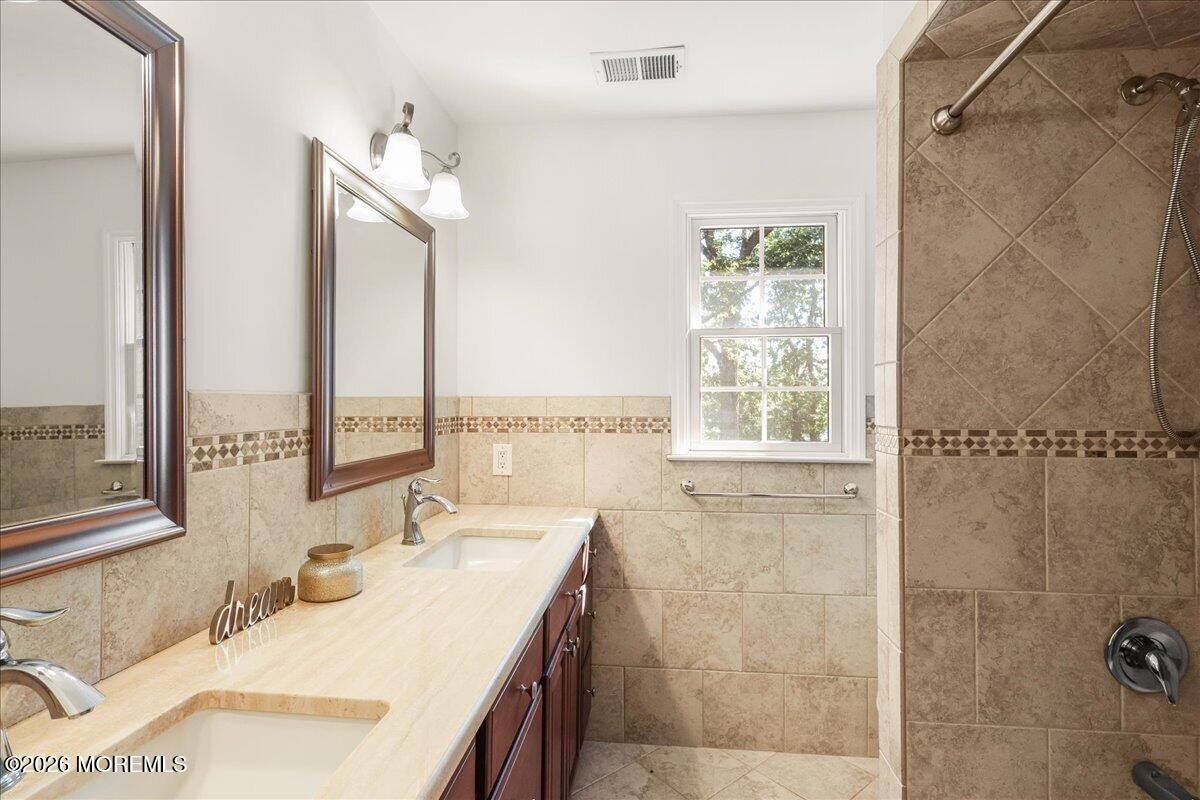 6 Rimwood Drive Lincroft, NJ 07738 - Photo 31 of 58 46-Bathroom
