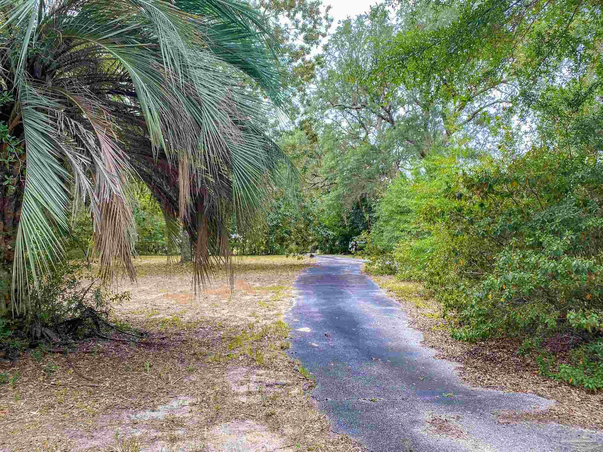 3022 Holley Point Road Navarre, FL 32566 - Photo 32 of 46 Gallery Image 32