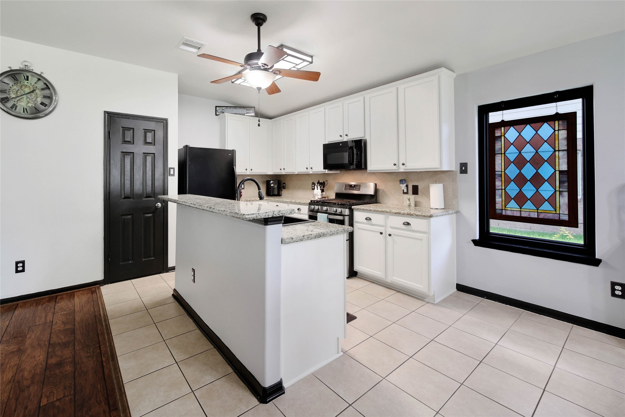 614 Linden Manor Court Spring, TX 77373 - Photo 9 of 27