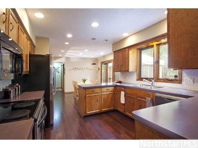 3841 Plymouth Road Minnetonka, MN 55305 - Photo 4 of 18 Gallery Image 4