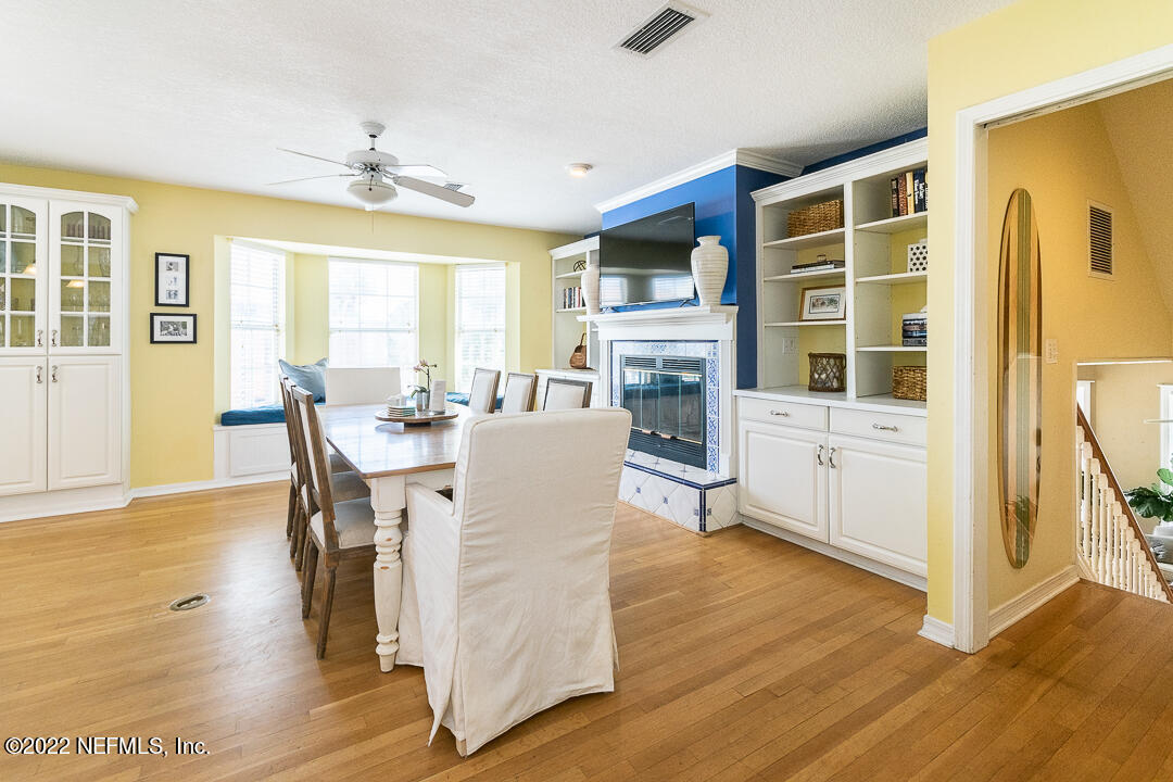 2102 First Street Neptune Beach, FL 32266 - Photo 8 of 22 Breakfast Area