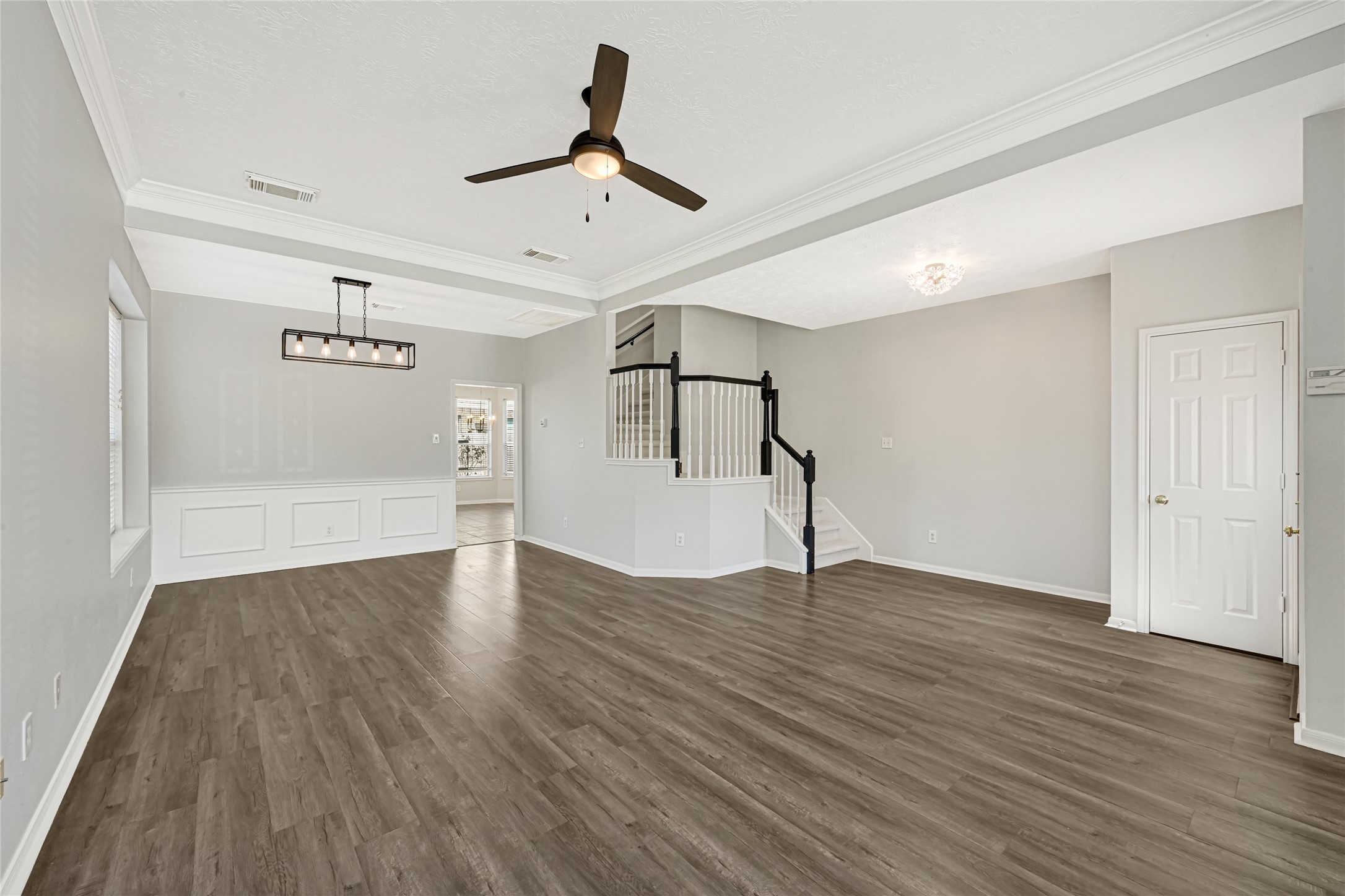 3310 La Mer Lane Spring, TX 77388 - Photo 6 of 30 Gallery Image 6