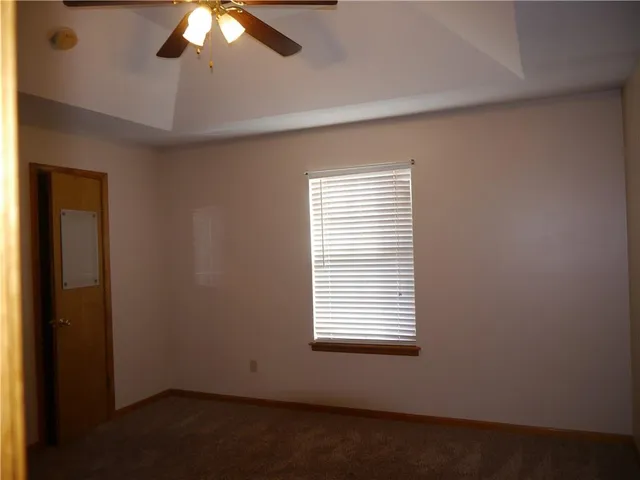 $280,000 | 1601 Stasi Avenue, Raymore, MO 64083