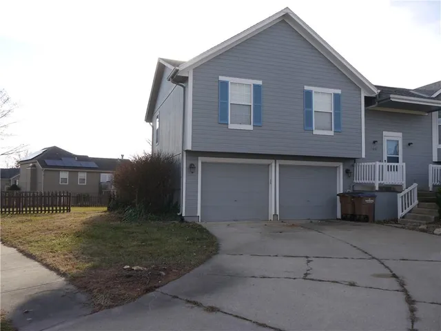 $280,000 | 1601 Stasi Avenue, Raymore, MO 64083