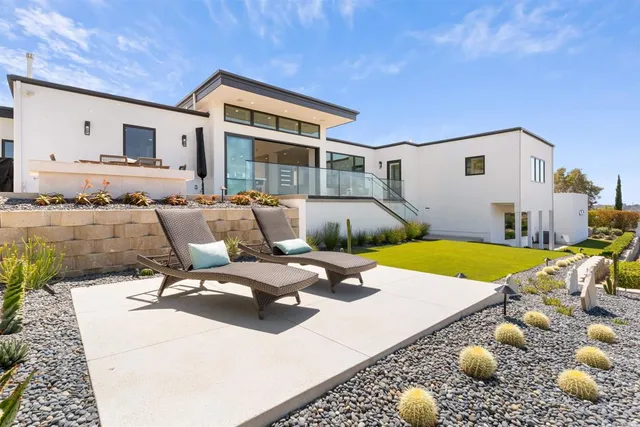 $6,449,000 | 1110 Solana Drive, Del Mar, CA 92014