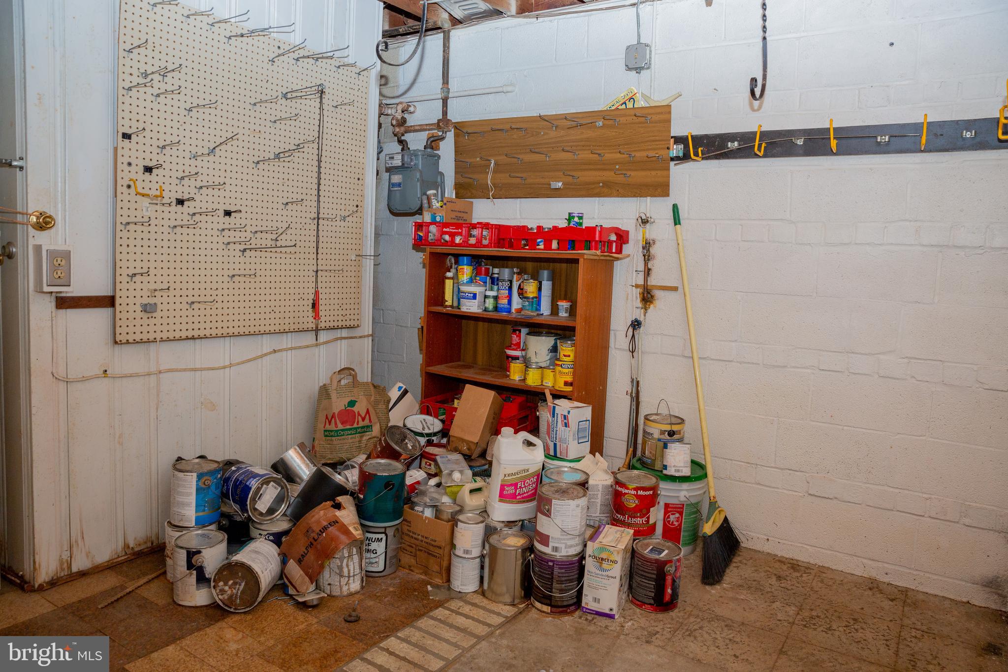 901 Hyde Road Silver Spring, MD 20902 - Photo 26 of 37 Storage room