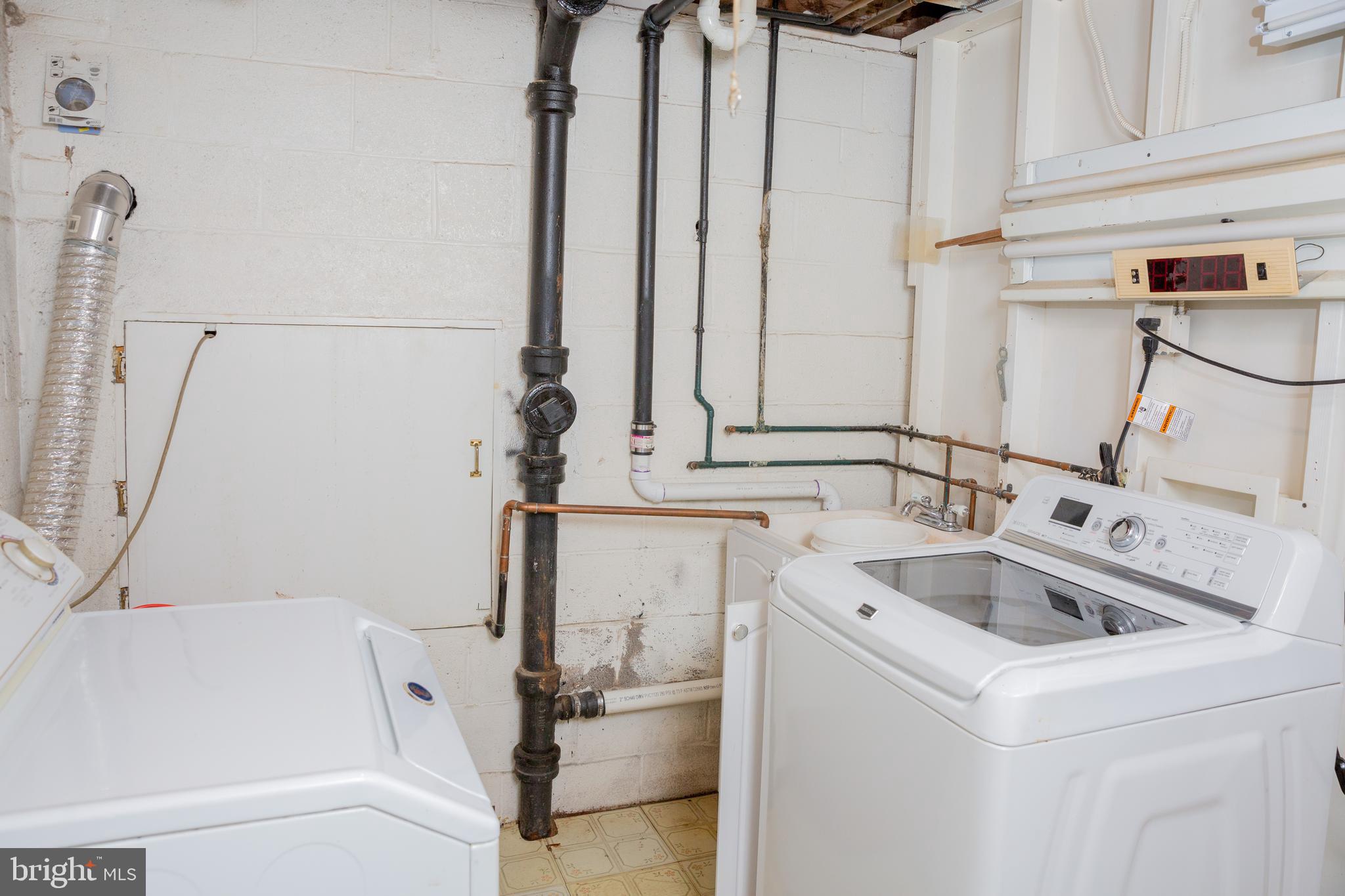 901 Hyde Road Silver Spring, MD 20902 - Photo 31 of 37