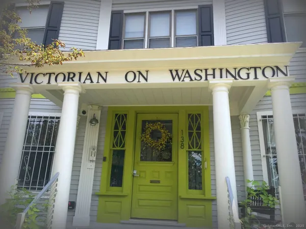 $1,800 | 134-138 Washington Avenue, Bridgeport, CT 06604