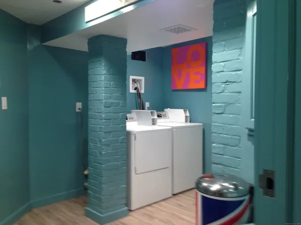 $1,800 | 134-138 Washington Avenue, Bridgeport, CT 06604