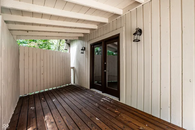 $950,000 | 10715 Compass Court, Indianapolis, IN 46256