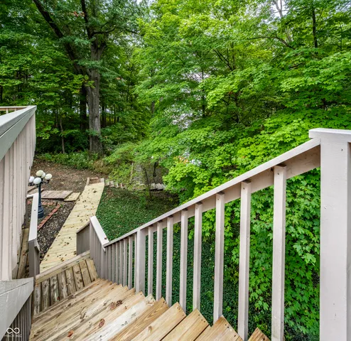 $950,000 | 10715 Compass Court, Indianapolis, IN 46256