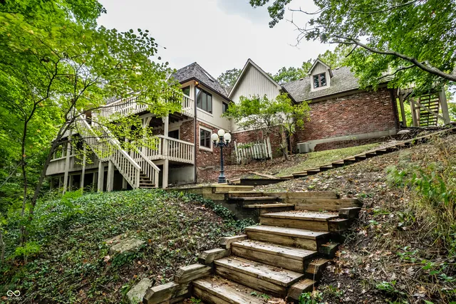 $950,000 | 10715 Compass Court, Indianapolis, IN 46256