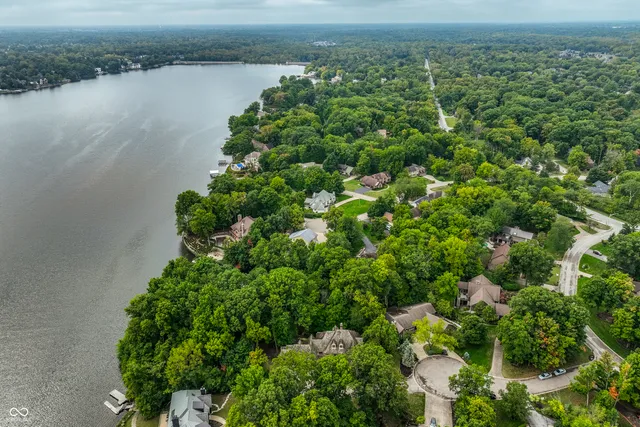 $950,000 | 10715 Compass Court, Indianapolis, IN 46256