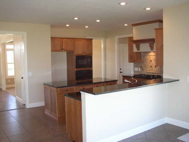5461 Julie Ann Road Bettendorf, IA 52722 - Photo 5 of 9 Gallery Image 5