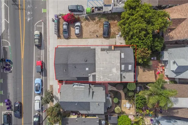 $1,395,000 | 1513 East Broadway, Long Beach, CA 90802