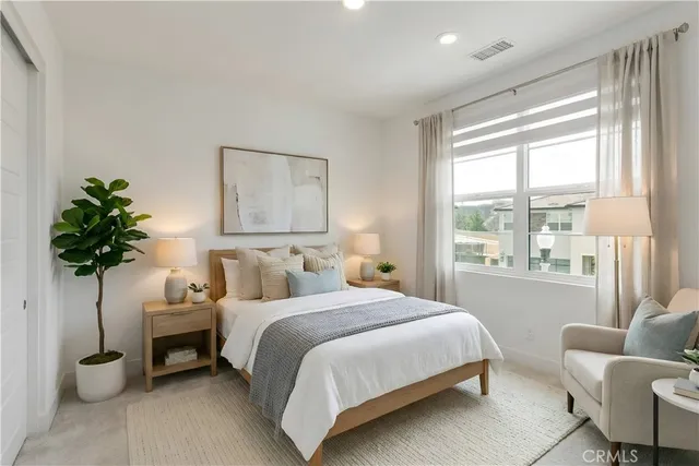 $5,750 | 19292 Merryweather Drive, Canyon Country, CA 91351