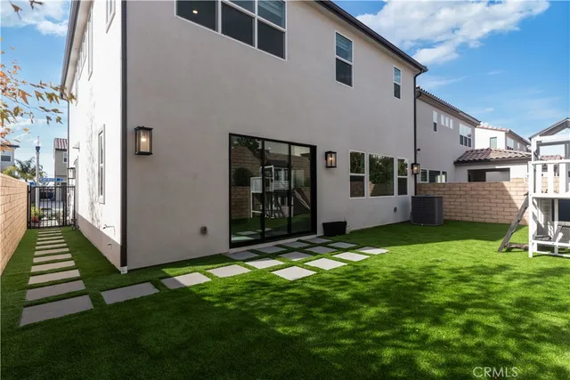 $5,750 | 19292 Merryweather Drive, Canyon Country, CA 91351