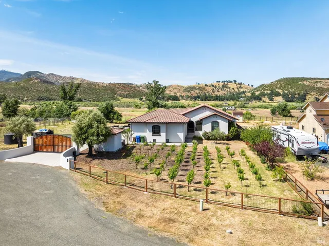 $680,000 | 15350 Mustang Court, Middletown, CA 95461