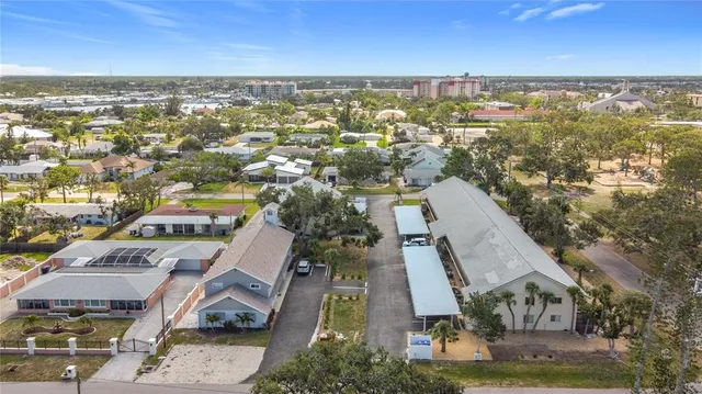 $305,000 | 516 Parkdale Mews, Unit 516, Venice, FL 34285