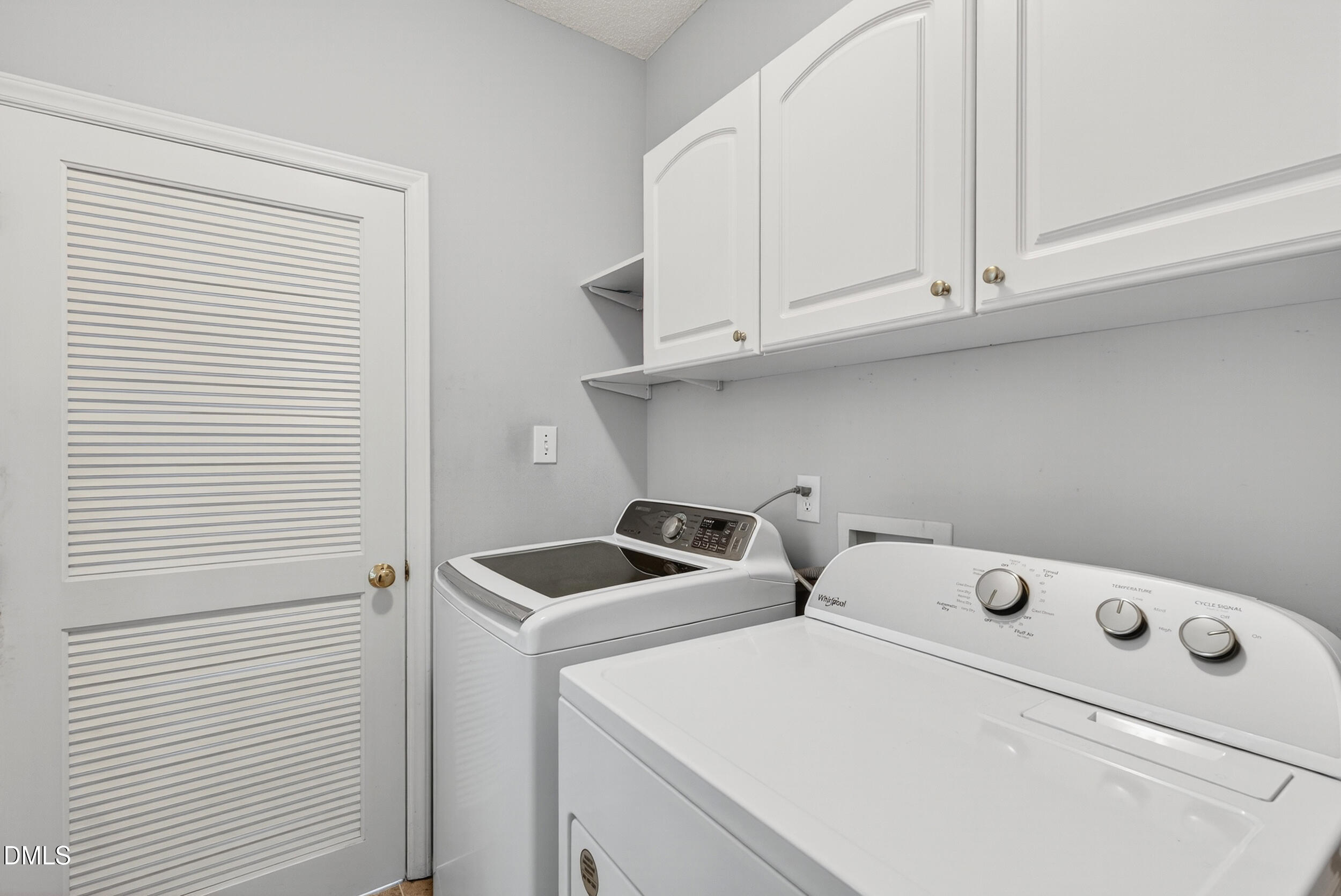 105 Point Harbor Drive Cary, NC 27519 - Photo 19 of 39 49_020_dsc09338-edit