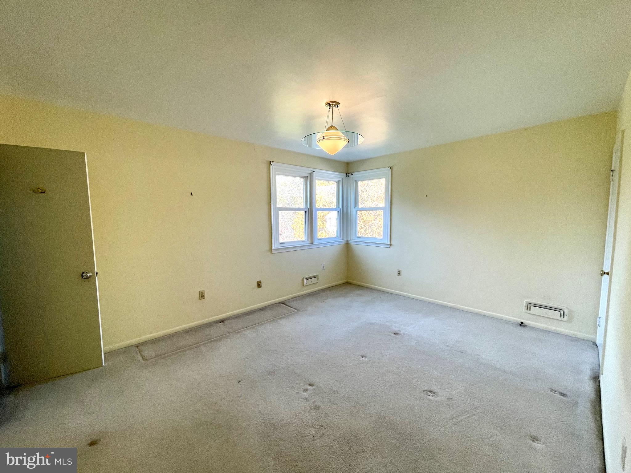 1212 Dulaney Valley Road Towson, MD 21286 - Photo 28 of 61 Primary Bedroom