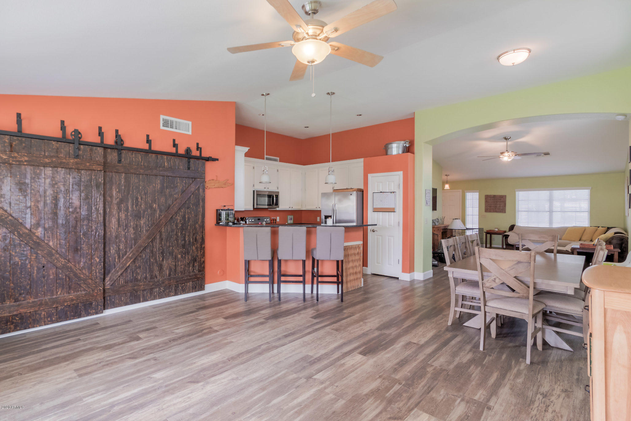 4731 East Rockledge Road Phoenix, AZ 85044 - Photo 13 of 31 Living Room