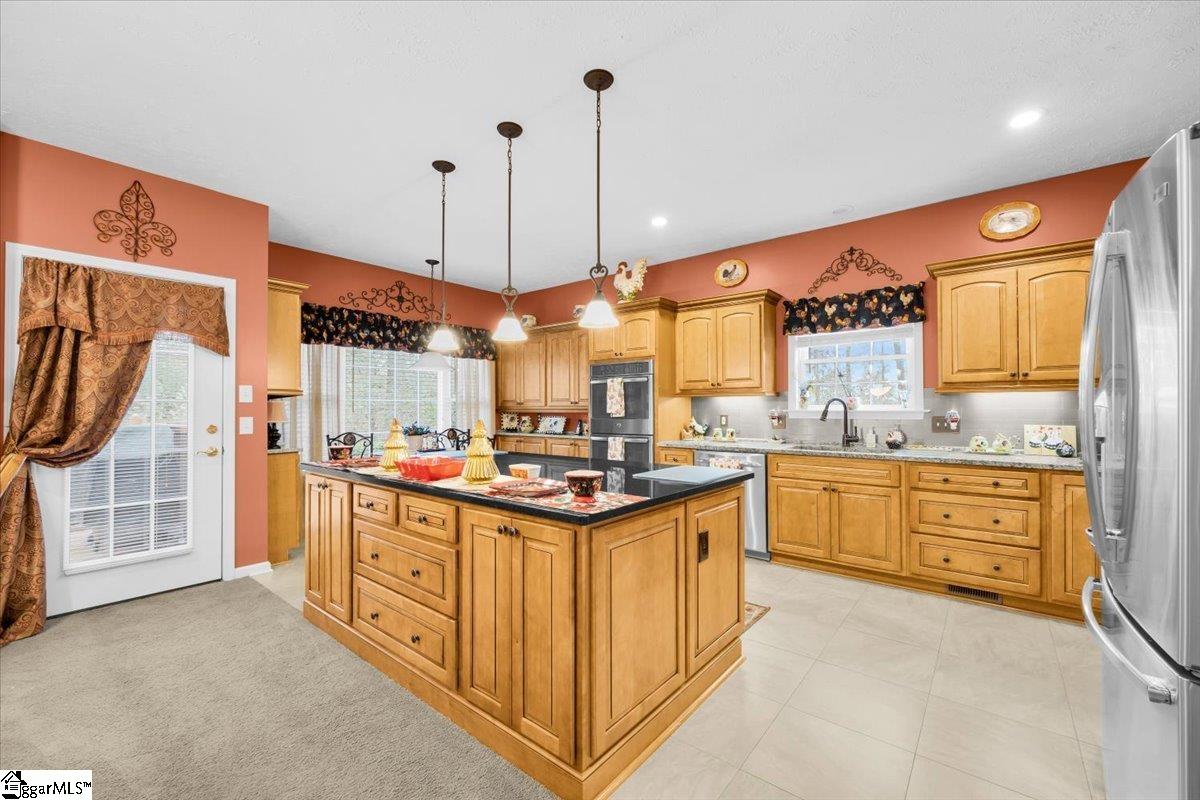 121 Sunset Bay Boulevard Seneca, SC 29672 - Photo 7 of 35