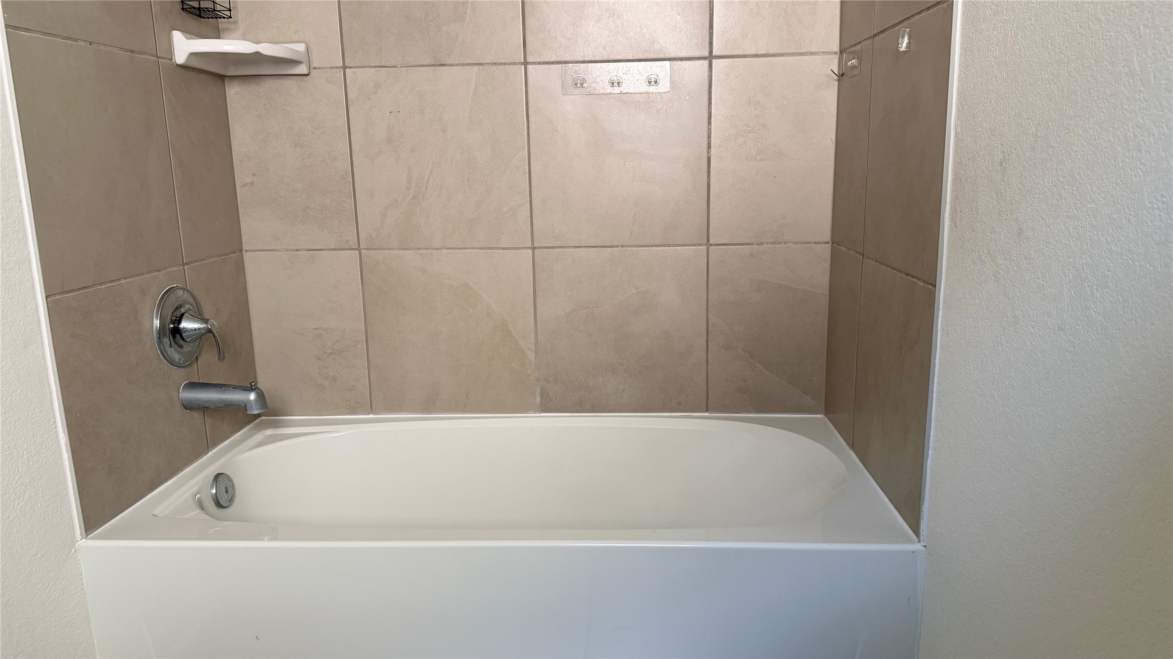 23438 Stahl Creeks Lane Spring, TX 77373 - Photo 14 of 17 Bathroom 2