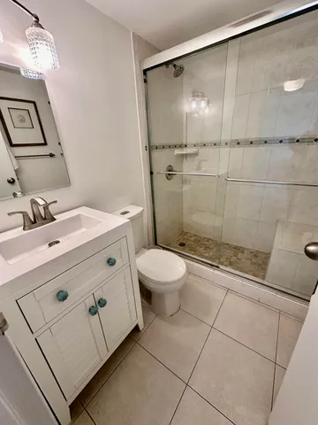 $2,500 | 88500 Overseas Highway, Unit 419, Islamorada, FL 33036