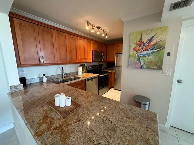 $2,500 | 88500 Overseas Highway, Unit 419, Islamorada, FL 33036