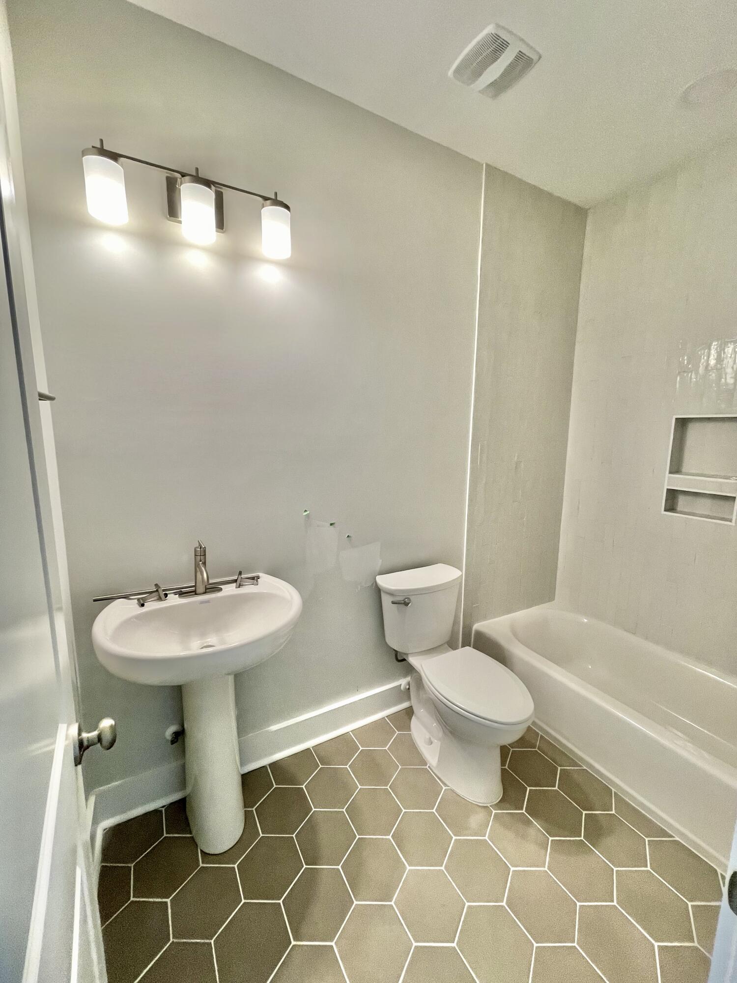 5696 Barbary Coast Road Hollywood, SC 29449 - Photo 55 of 62 5696 Barbary Coast-65b