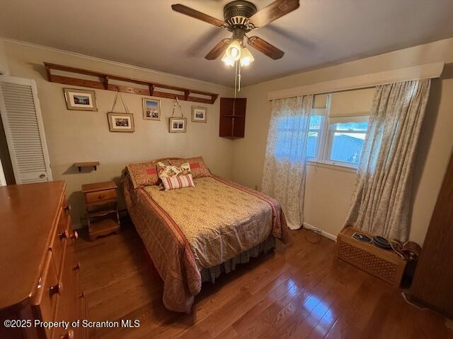 405 17th Avenue Scranton, PA 18504 - Photo 16 of 28 a bedroom with a bed and a chandelier