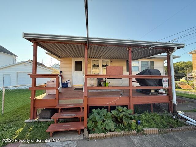 405 17th Avenue Scranton, PA 18504 - Photo 5 of 28 a bedroom with furniture and a garden
