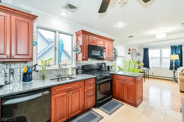 $435,000 | 19 Pearl Street, Bloomingdale, NJ 07403