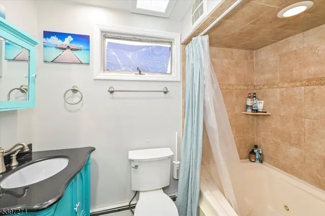 $435,000 | 19 Pearl Street, Bloomingdale, NJ 07403