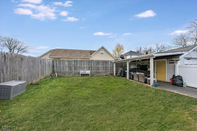 $435,000 | 19 Pearl Street, Bloomingdale, NJ 07403