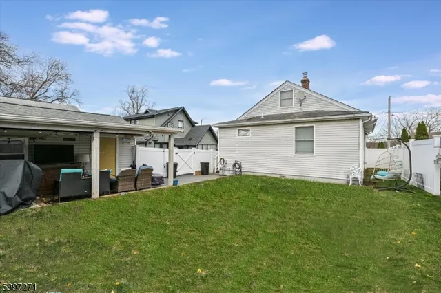 $435,000 | 19 Pearl Street, Bloomingdale, NJ 07403