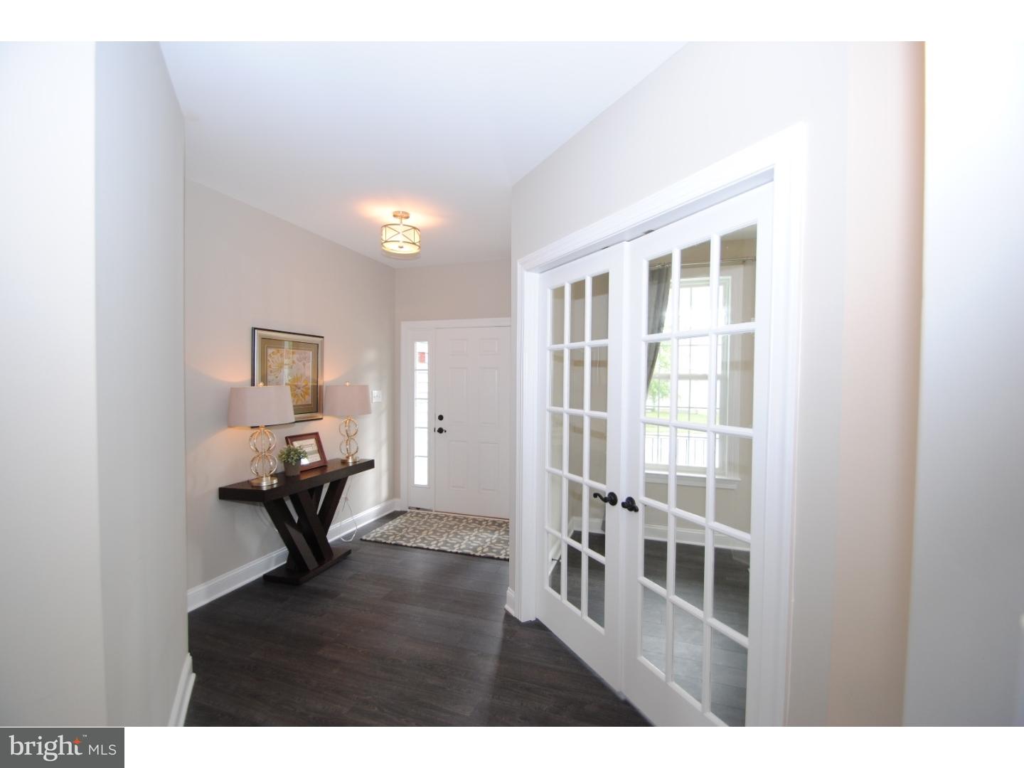 45 London Road Burlington, NJ 08016 - Photo 2 of 25