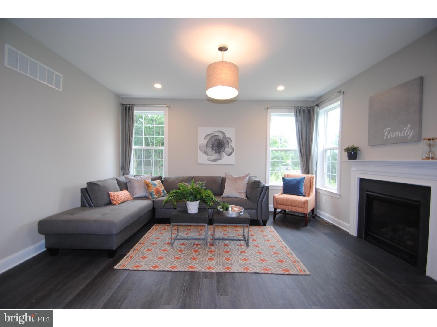 45 London Road Burlington, NJ 08016 - Photo 5 of 25