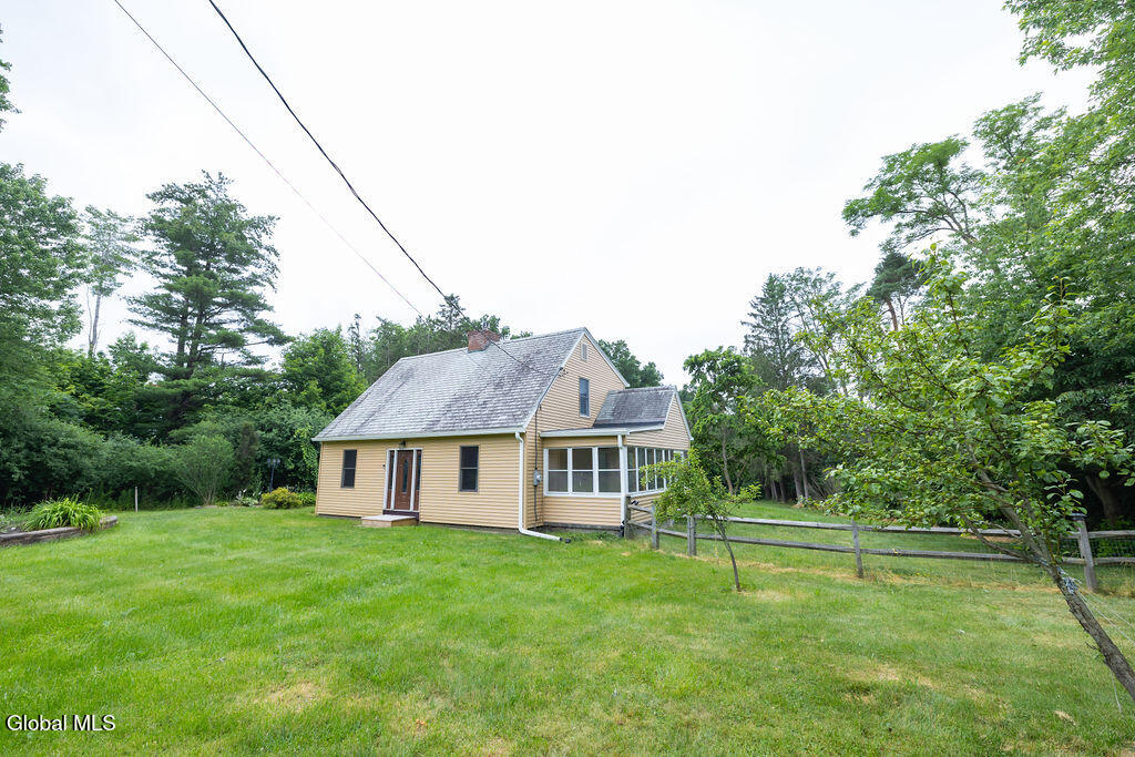 859 Putnam Road Rotterdam, NY 12306 - Photo 10 of 90 0S4A6856