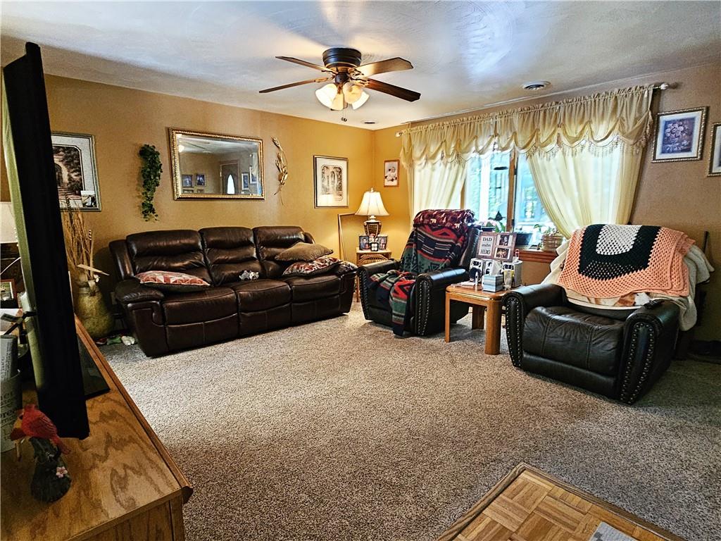 1124 Turkey Inn Road Ligonier, PA 15658 - Photo 5 of 40 Gallery Image 5