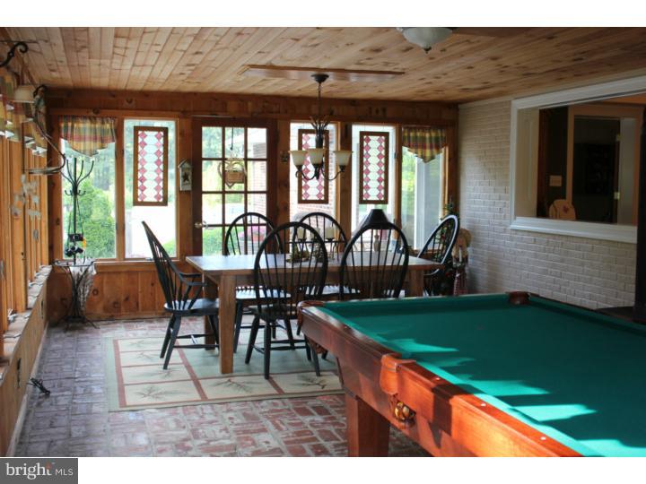 315 Chairville Road Southampton, NJ 08088 - Photo 14 of 20 Sun Room