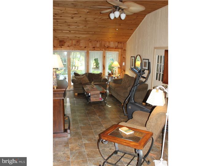 315 Chairville Road Southampton, NJ 08088 - Photo 5 of 20 Family Room