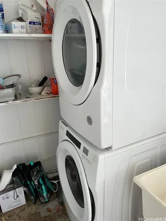 $3,000 | 1611 Ua Drive, Honolulu, HI 96816