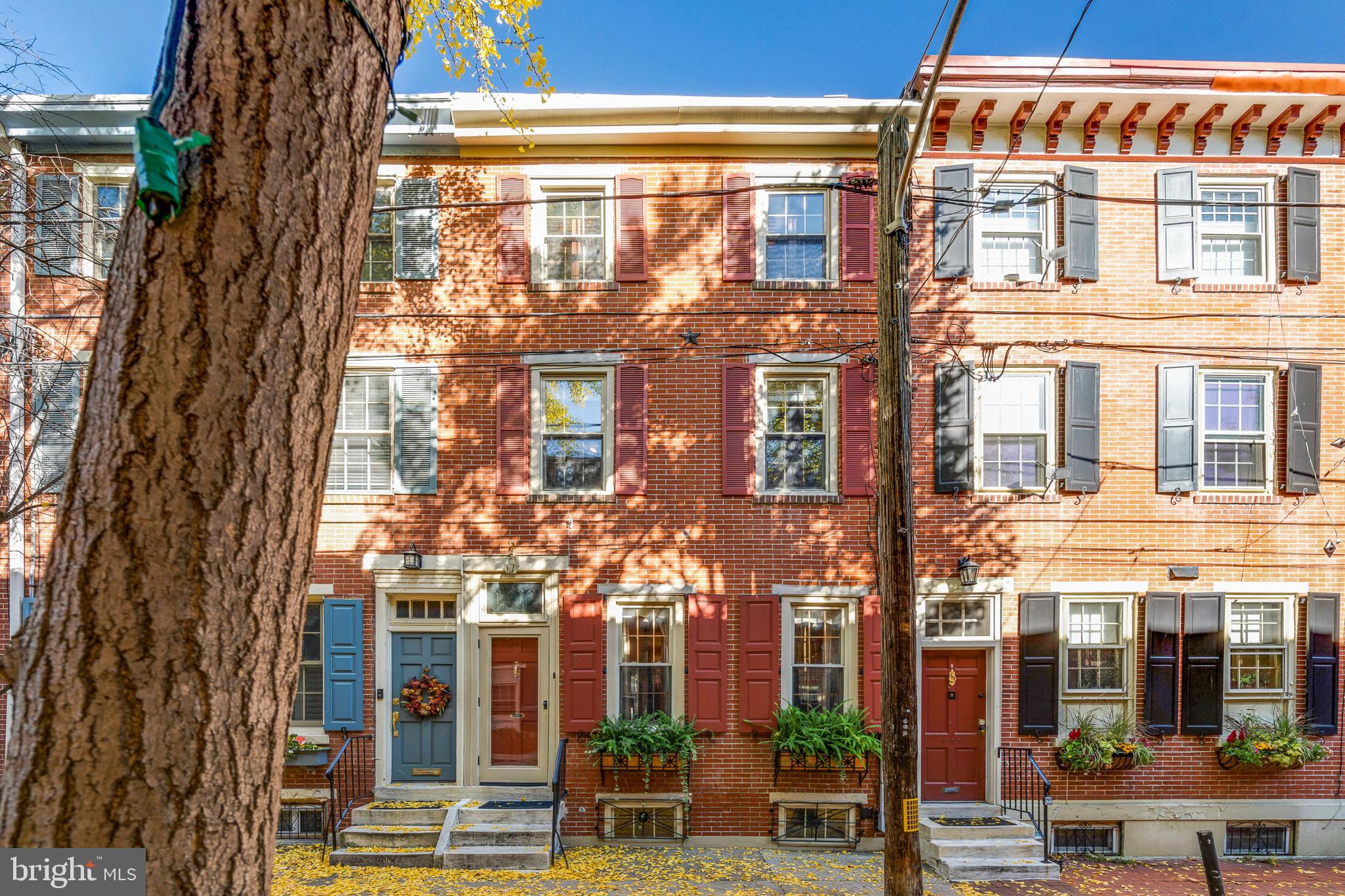 1709 Addison Street Philadelphia, PA 19146 - Photo 2 of 38 Gallery Image 2