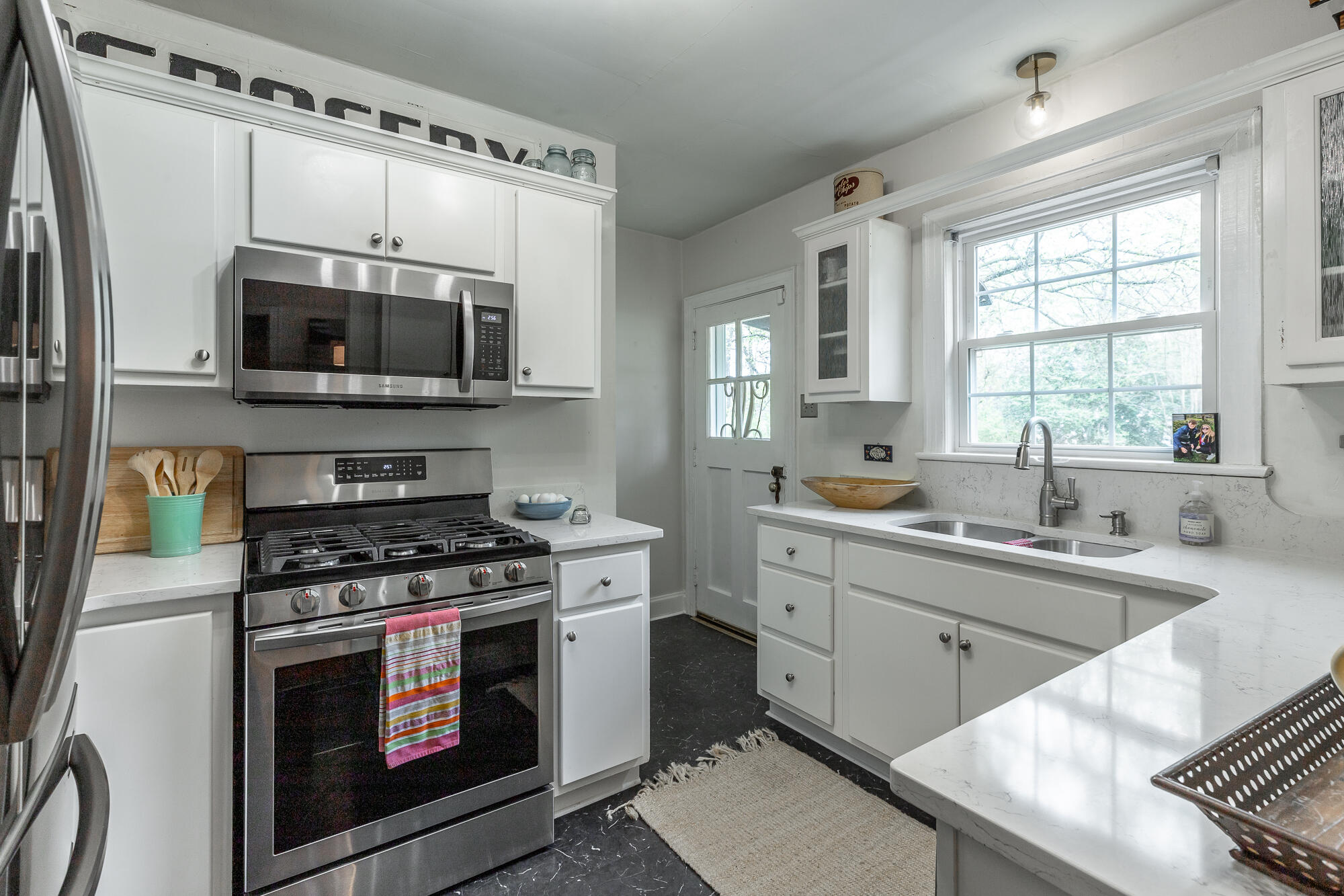 207 Bass Road Chattanooga, TN 37421 - Photo 7 of 35 207 Bass Road HD-26