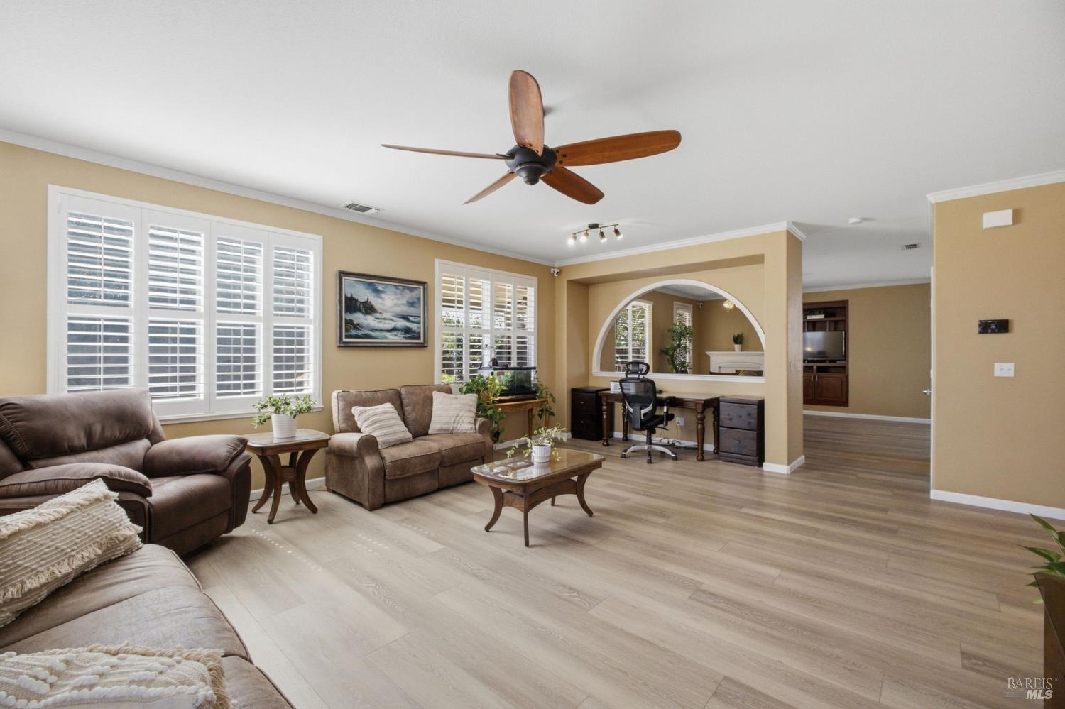 280 Rennert Way Dixon, CA 95620 - Photo 13 of 52 Gallery Image 13