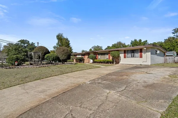 $299,777 | 3808 San Gabriel Drive, Pensacola, FL 32504