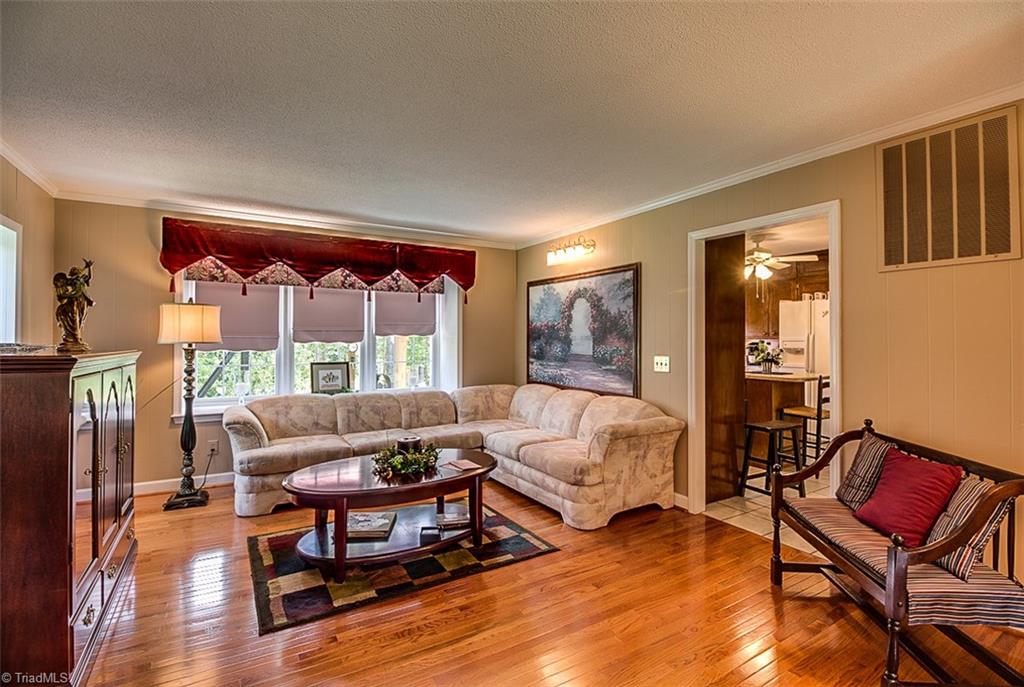 3938 Old Courthouse Road Sophia, NC 27350 - Photo 6 of 30 Gallery Image 6
