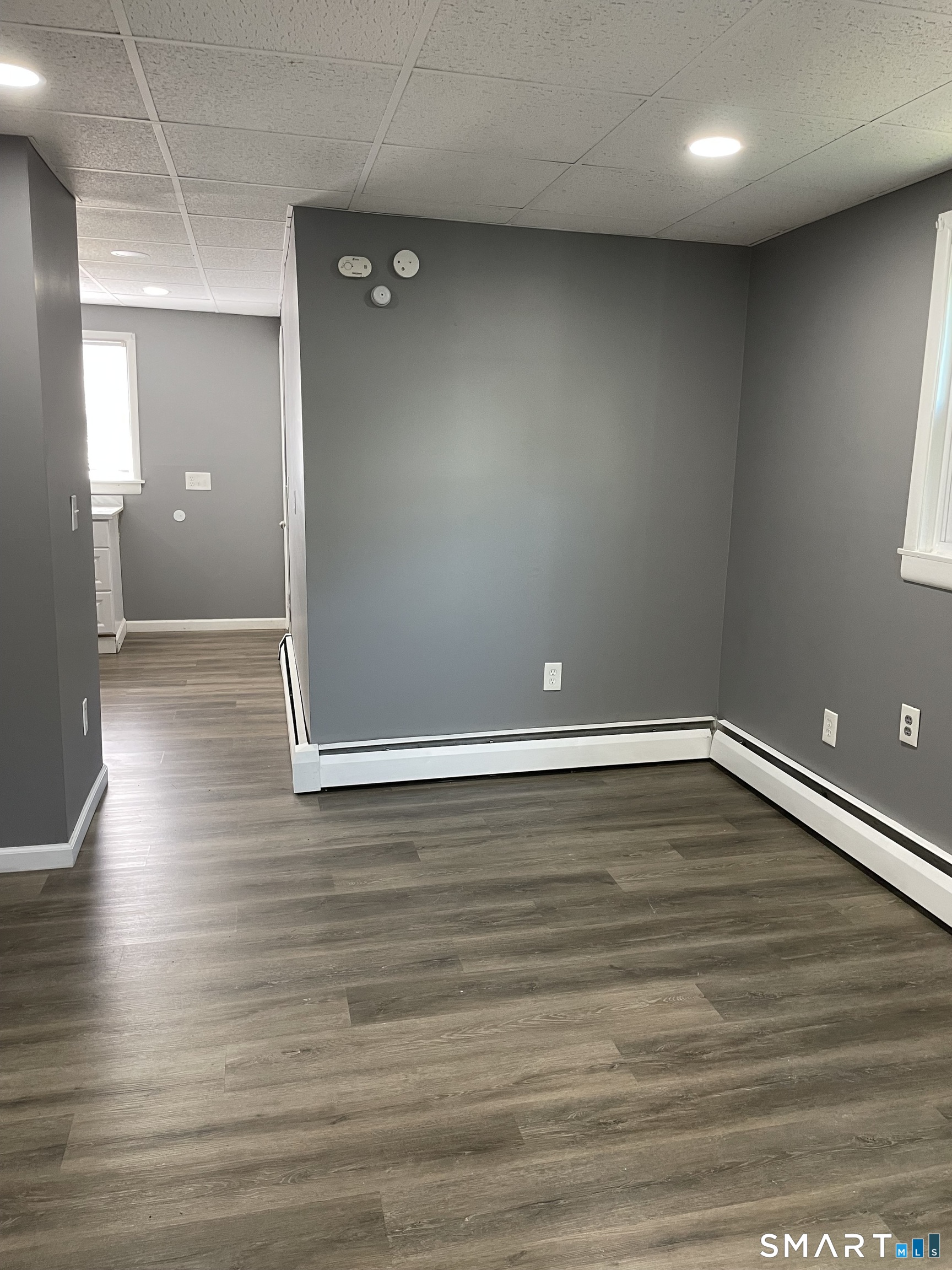 21 Edwards Street, Unit 2 Waterbury, CT 06708 - Photo 10 of 16 Gallery Image 10